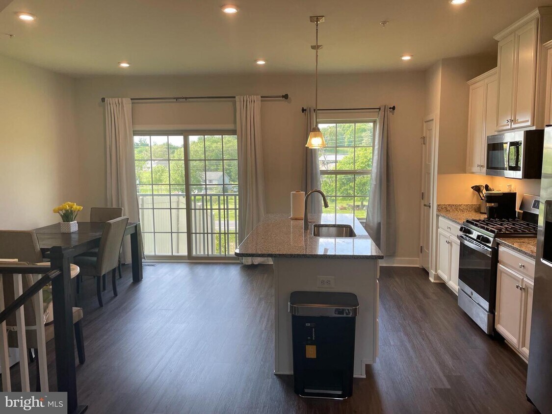10618 Brewerton Ln, New Market, MD 21774 Townhome Rentals in New