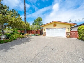Building Photo - 1264 Vista Del Osos