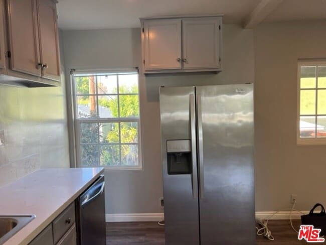 Foto del edificio - 1112 Ocean Park Blvd