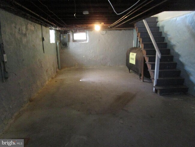 Building Photo - 108 Worrell St