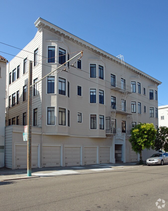 Building Photo - 2395 Francisco St