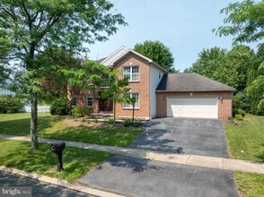 Building Photo - 2184 Autumnwood Dr
