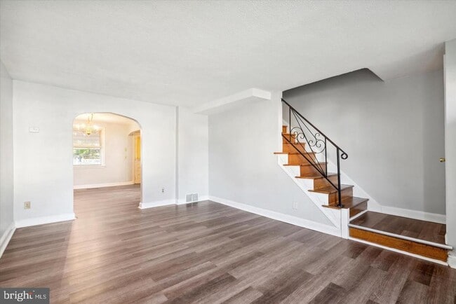 Building Photo - 620 MacDade Blvd