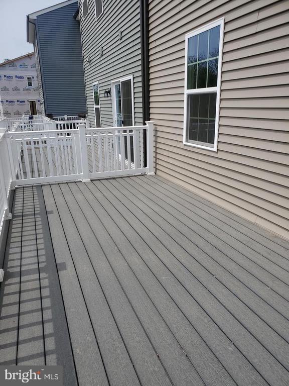 Foto del edificio - 1730 Atlas Dr