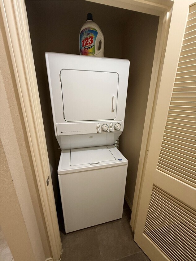 Building Photo - 1201 Palmer St