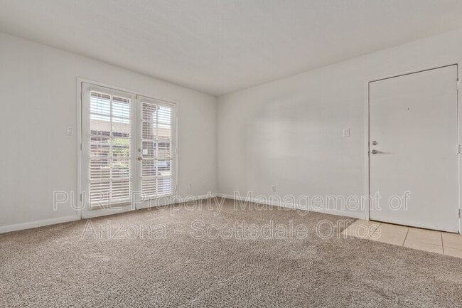 Building Photo - 5995 N 78th St
