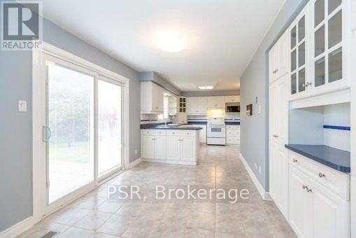 Building Photo - 813 Willowbank Trail
