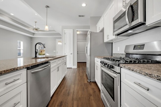 Building Photo - 4497 River Breeze Ln