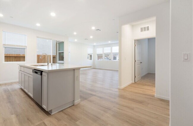 Building Photo - 8376 Solfrid Wy