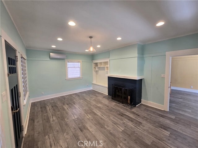 Building Photo - 396 N Mentor Ave