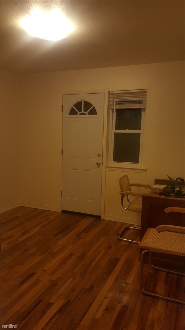 Foto del edificio - 3172 45th St