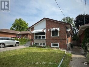 Building Photo - 51 Beacham Crescent