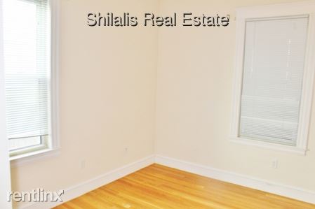 Foto del edificio - 38 Melendy Ave