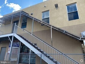 Building Photo - 2601 S 18th St
