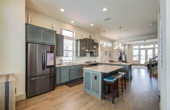 Building Photo - 3104 Mitchell Landing Ct