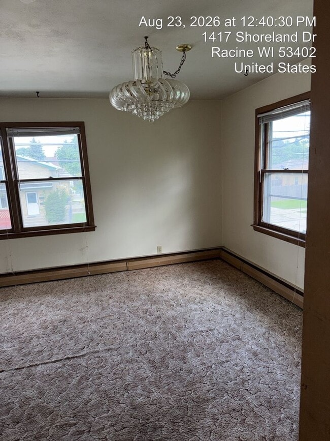 Building Photo - 1417-1419 Shoreland Dr.