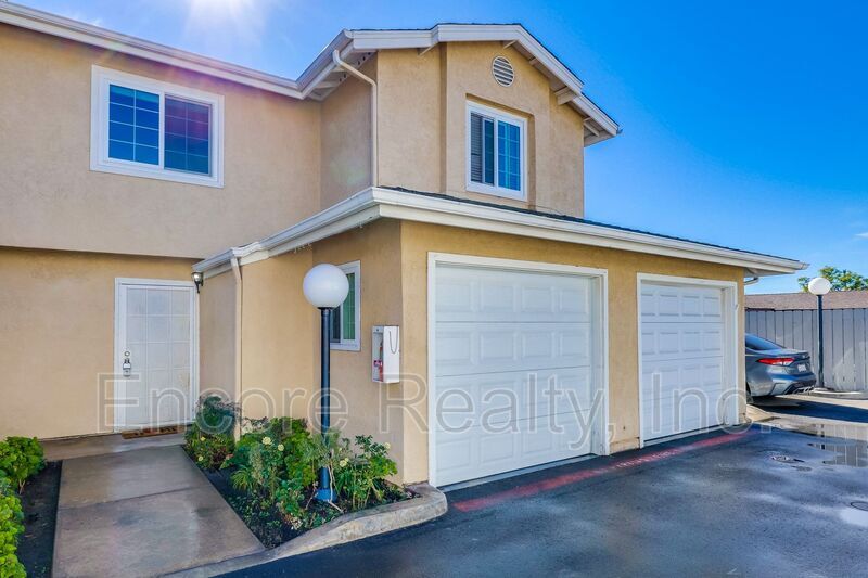 Foto principal - 1465 E Lexington Ave