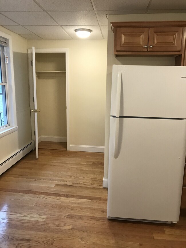 Foto del edificio - 805-807 Merrimack Street