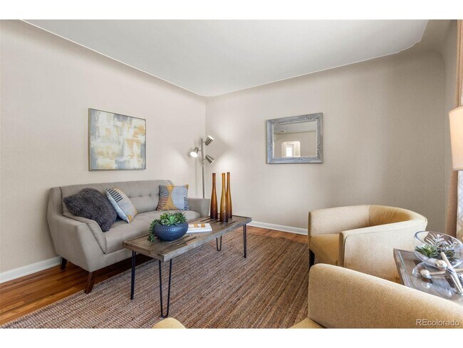 Foto del edificio - 6335 Yukon St