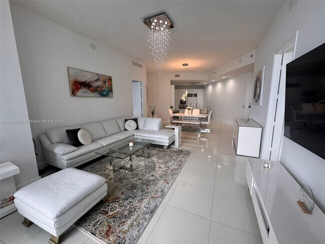 Foto del edificio - 15901 Collins Ave