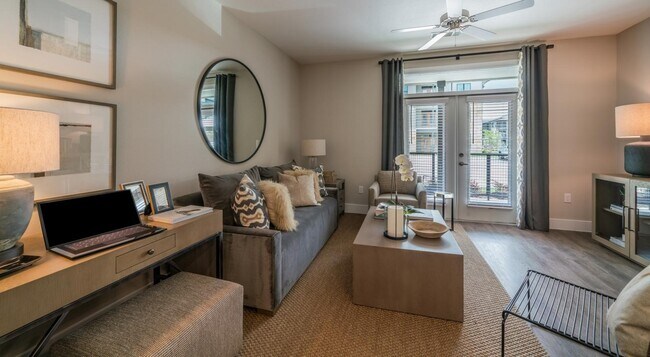 Foto del edificio - 4647 Harvest Corner Dr