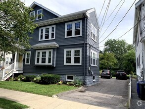 Building Photo - 114-116-116 Varnum St