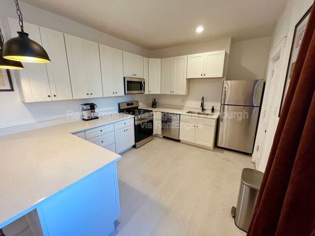 Photo - 2019 E Beckert Ave Apartment