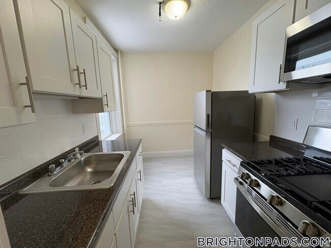 Foto del edificio - 135 Washington St