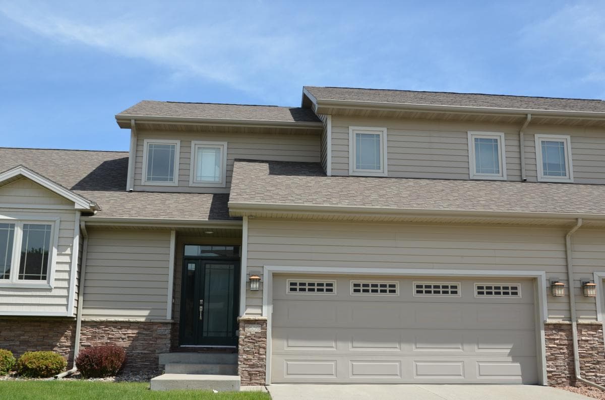 9559 Aster Ln, Johnston, IA 50131 Townhome Rentals in Johnston IA