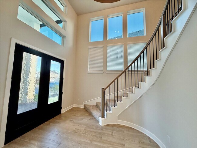 Foto del edificio - 1111 Luna Dr