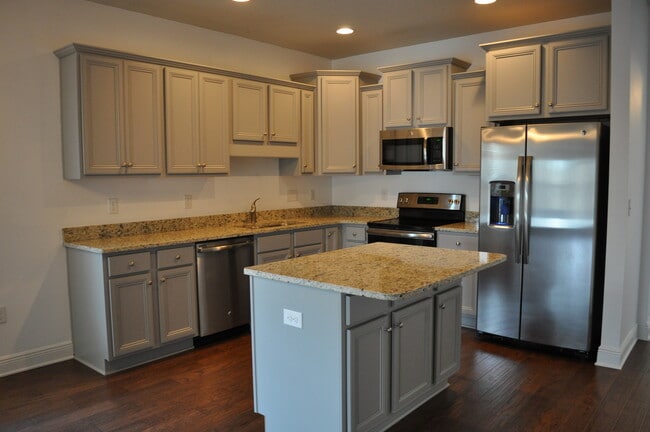 Building Photo - 493 Cocobolo Dr