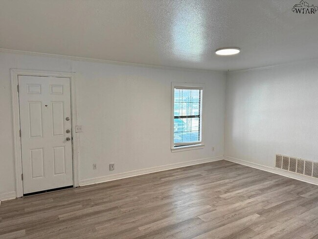 Foto del edificio - 1604 Blonde St