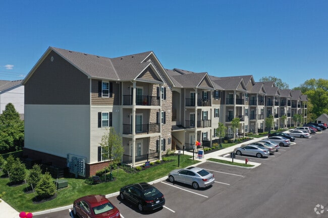 Building Photo - Sunbury Springs