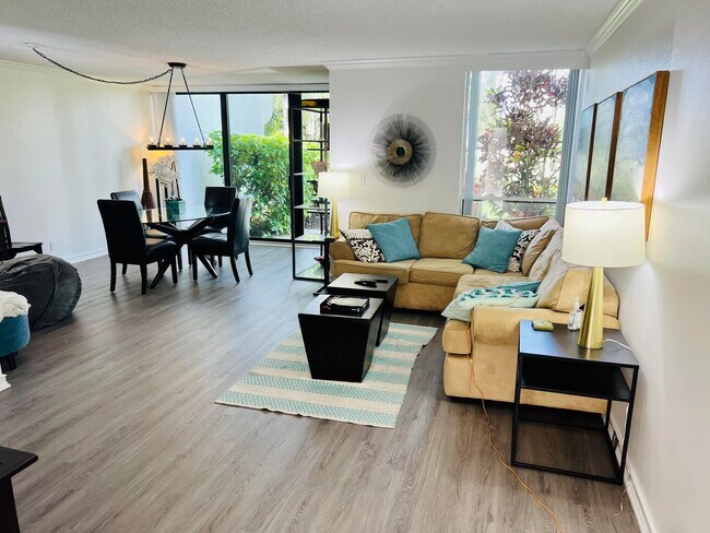 Building Photo - 2607 Bridgewood Dr