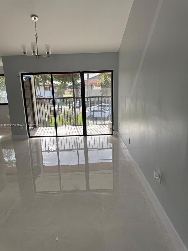 Foto del edificio - 9700 SW 138th Ave