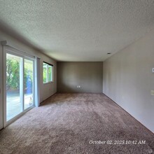 Building Photo - 115 Isle Royale Cir