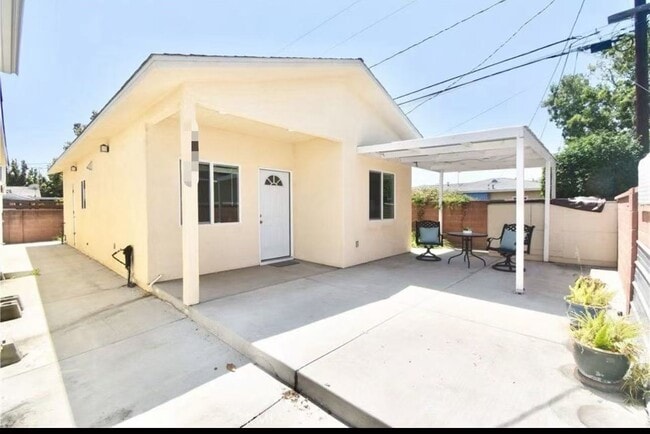 Building Photo - 12285 Zeta St