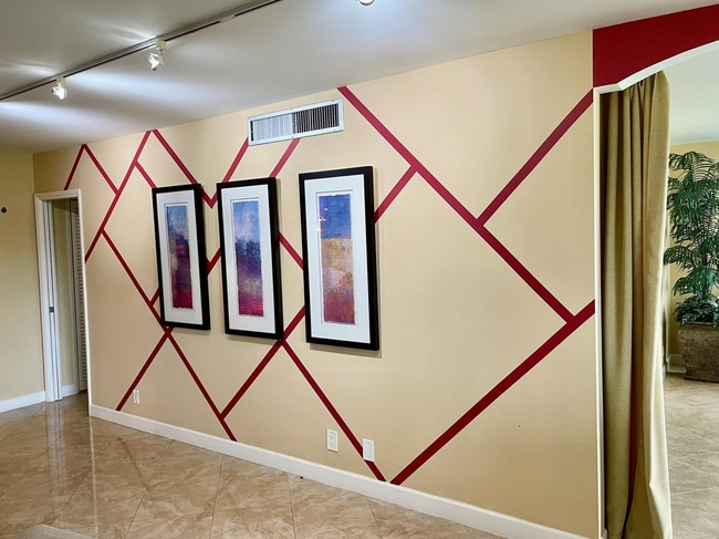 Building Photo - 2681 S Course Dr