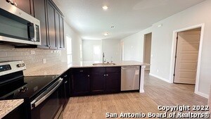 Building Photo - 709 Farmers Dell