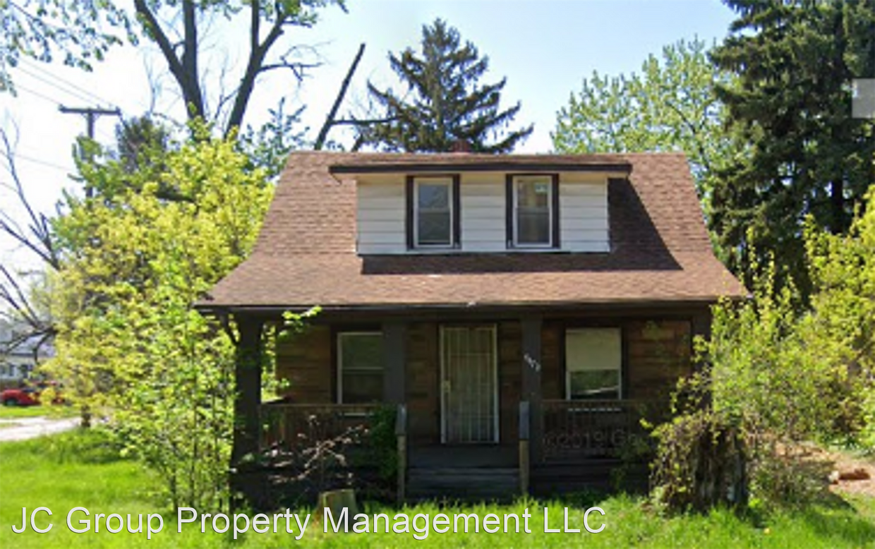Primary Photo - 4472 E 158th St