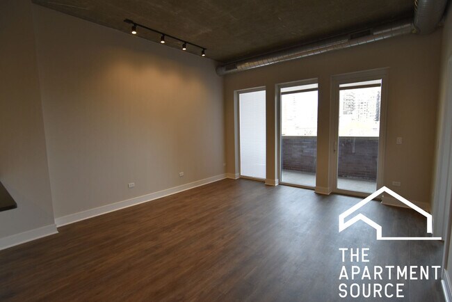 Foto del edificio - 3833 N Broadway