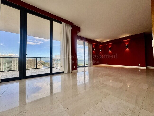 Foto del edificio - 19667 Turnberry Way