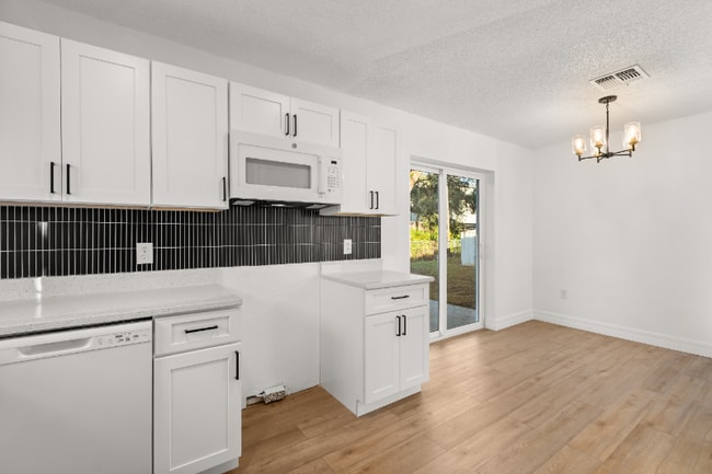 Building Photo - 5688 Cardinal Guard Ave