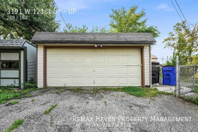 Foto del edificio - 3191 W 121st St UP  - Spacious 2 bed 1 bat...