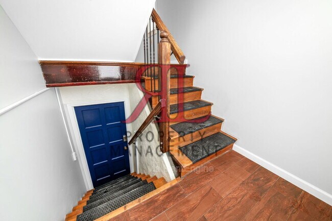 Foto del edificio - 722 Sheridan Ave