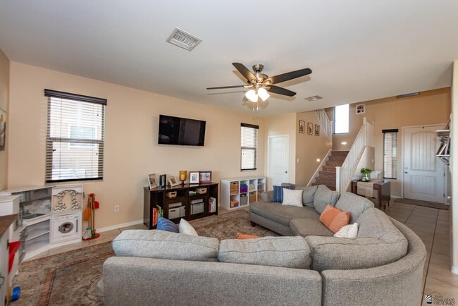 Building Photo - 6715 E 35th Rd