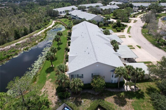 Building Photo - 432 Sunset Lake Blvd