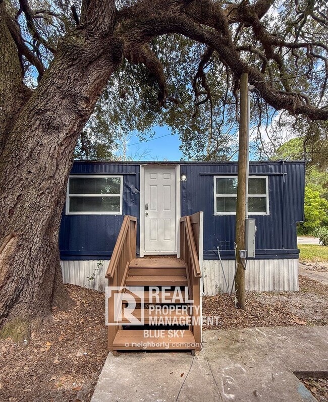 Building Photo - 9221 Kiowa Dr