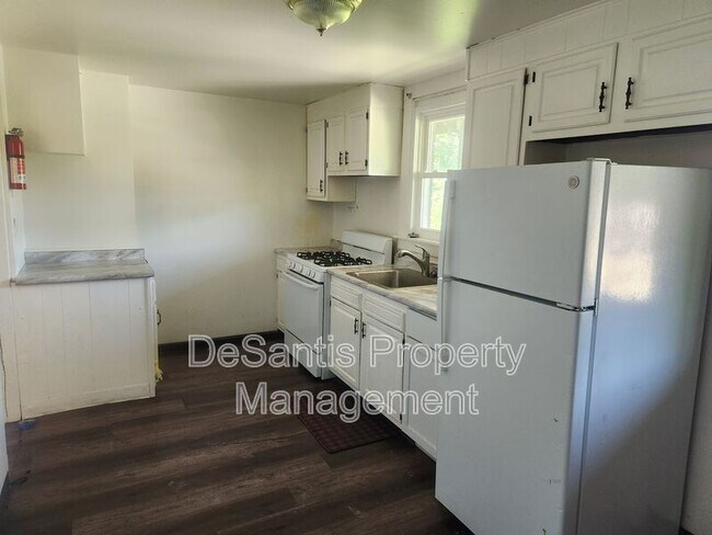 Building Photo - 1232 Church Avenue