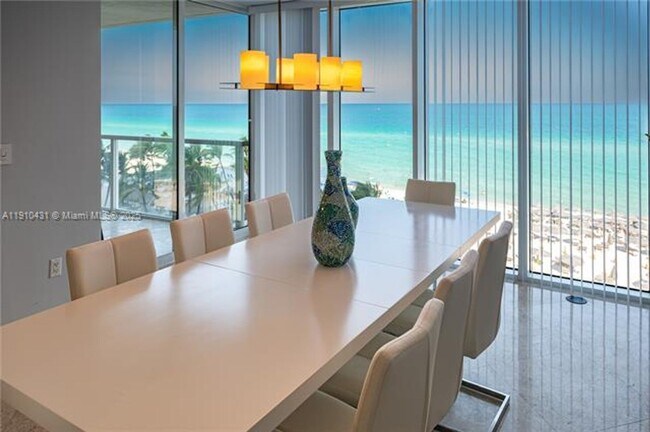 Foto del edificio - 16699 Collins Ave
